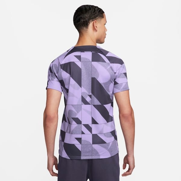 Vista 2 Camisa Liverpool III Pré-Jogo Masculina Nike ROXO CLA/CINZA CLA