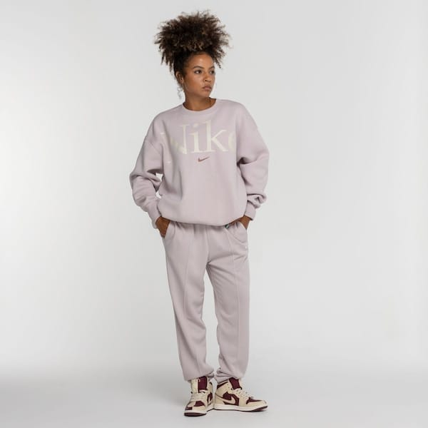 Vista 2 Calça Nike Sportswear Chill FT HR Nike ROSE