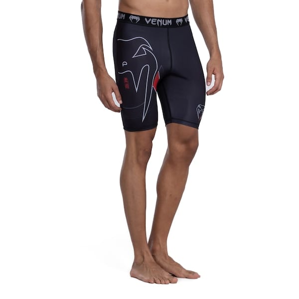 Vista principal Bermuda de Compressão Masculina Venum Black Belt Dark Venum PRETO