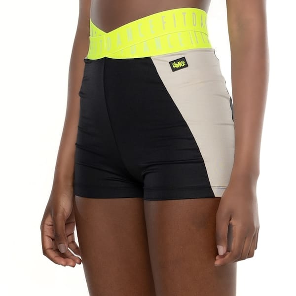 Vista principal Short Feminino Fit Dance Transpassado Recortado Fit Dance PRETO/BEGE