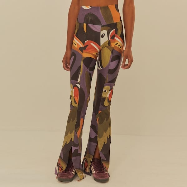 Vista principal Calça Feminina Farm Flare Voo Doce FARM PRETO/AZUL