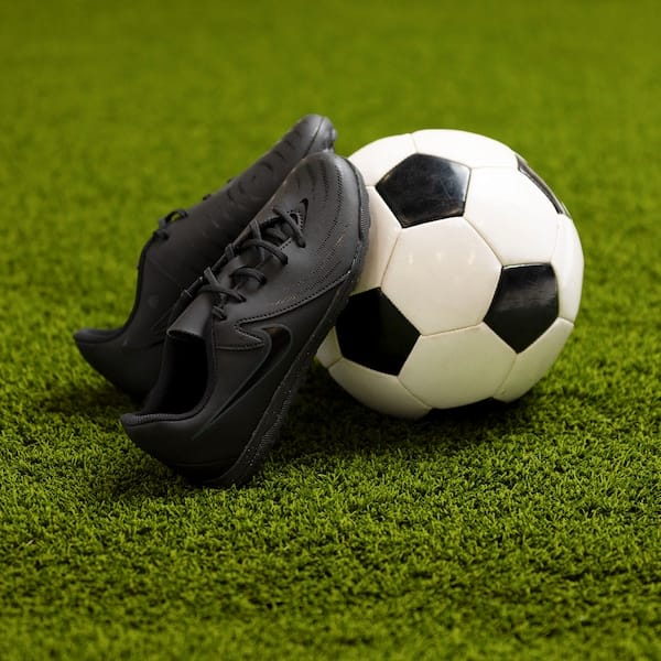 Vista 2 Chuteira Society Nike Phantom II Club Júnior Nike PRETO