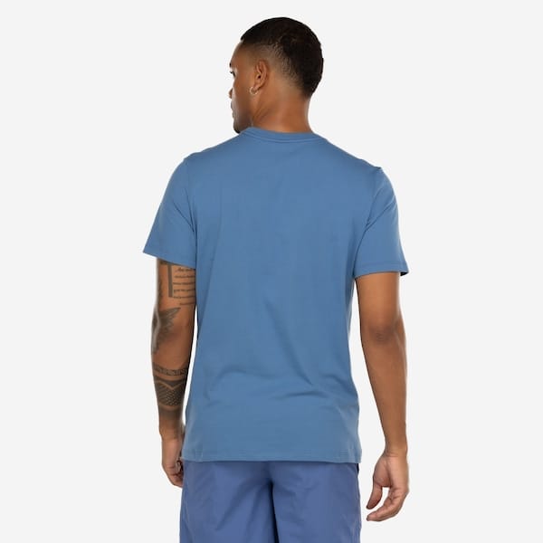 Vista 2 Camiseta Masculina ASICS Manga Curta Malha Est Sneaker ASICS AZUL