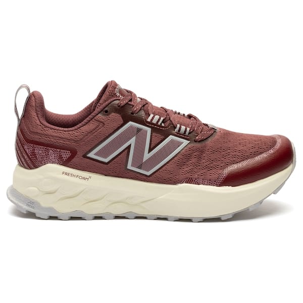 Tênis New Balance Fresh Foam Garoév2 Feminino