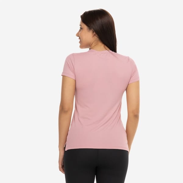 Vista 2 Camiseta Feminina New Balance Manga Curta Sport Essentials New Balance ROSA