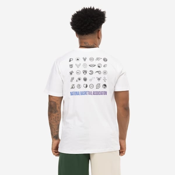 Vista 2 Camiseta NBA Masculina Manga Curta Gradient N0492 NBA OFF WHITE