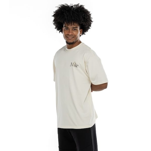 Camiseta Nike Sportwear Max90 Masculina.