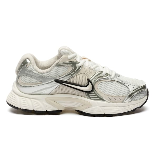 Vista principal Tênis Feminino Nike V5 Run Nike PRATA/BRANCO