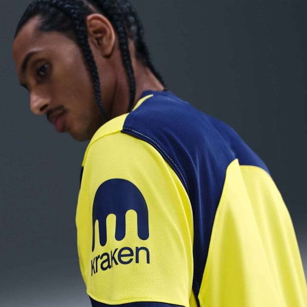 Vista 2 Camisa do Tottenham III 25/26 Torcedor Pro Nike Masculina Nike AMARELO/AZUL ESCURO