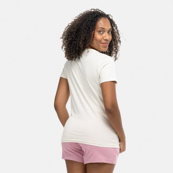 Vista 2 Camiseta PUMA Essential Graphic Animal Feminina Puma OFF WHITE