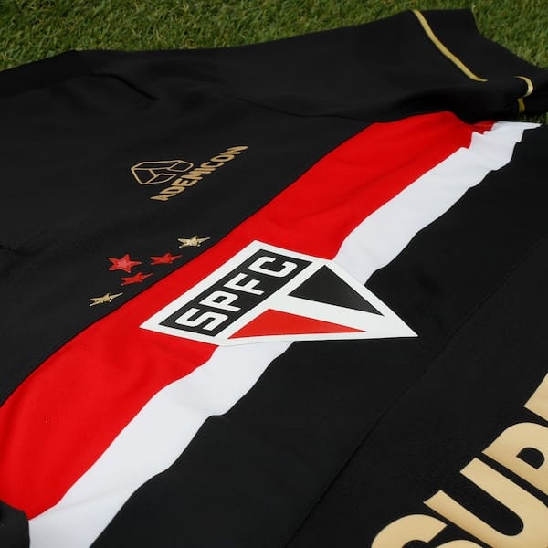 Vista 2 Camisa do São Paulo III 25/26 Jogador New Balance Masculina New Balance PRETO/VERMELHO