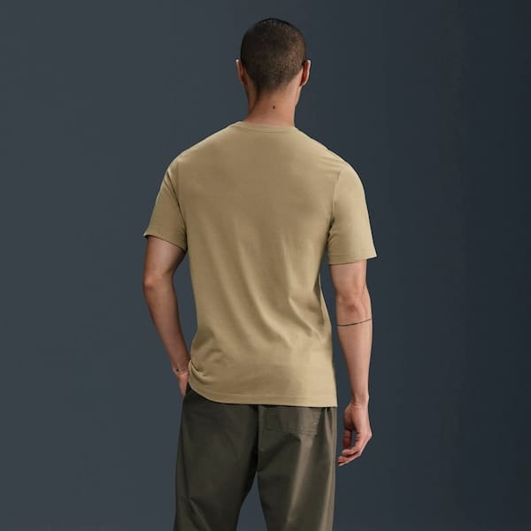 Vista 2 Camiseta Nike Sportswear OC Masculina Nike BEGE