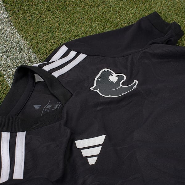 Vista 2 Camisa FURIA 25/26 Torcedor adidas Juvenil Adidas PRETO/BRANCO