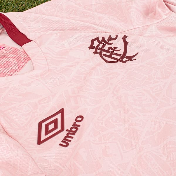 Vista 2 Camisa do Fluminense 25/26 Torcedor Outubro Umbro Masculina Umbro ROSA/VINHO