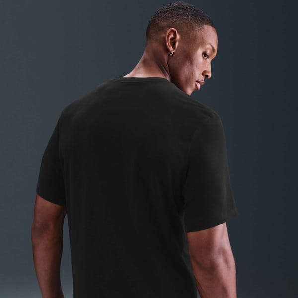 Vista 2 Camiseta Nike DNA OC 2 Masculina Nike PRETO