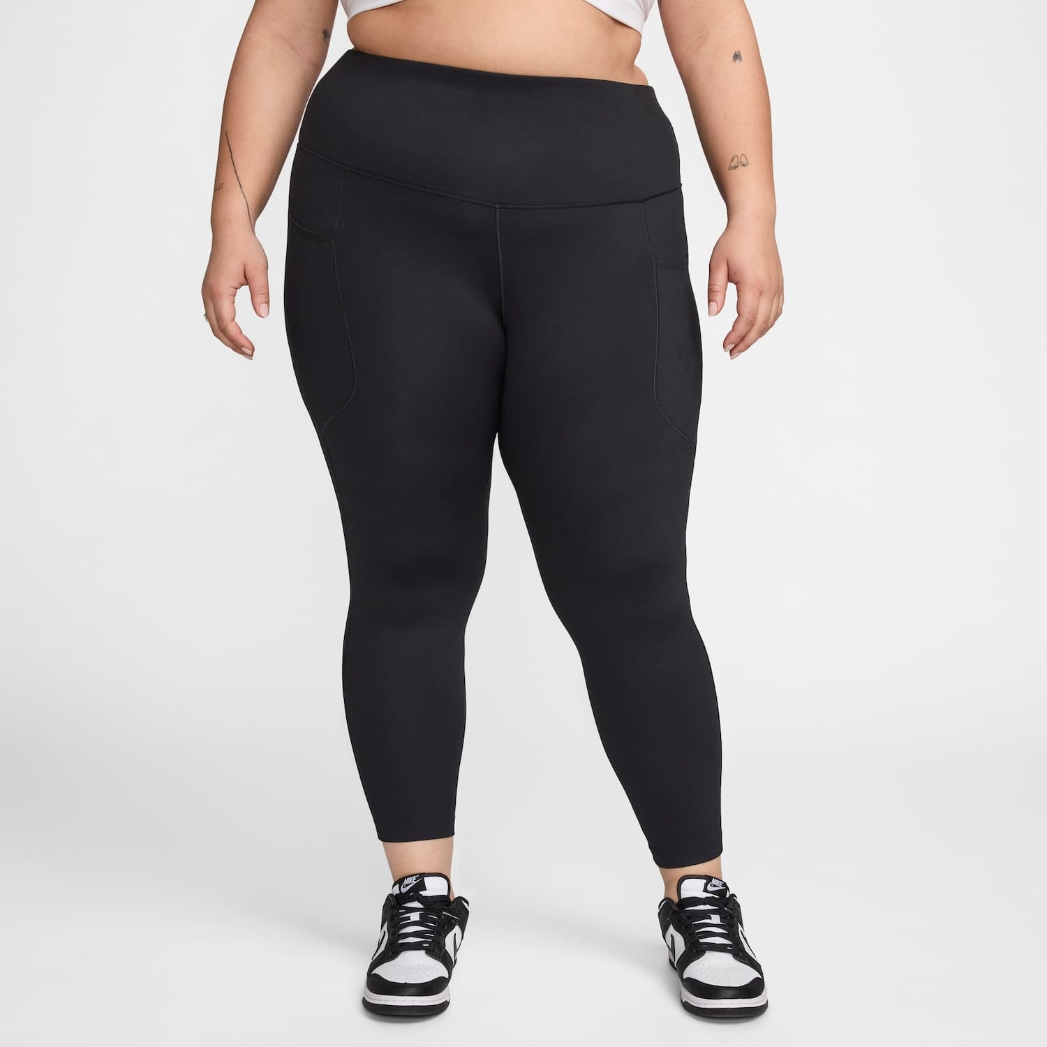 Vista principal Plus Size - Legging Nike Dri-FIT One Feminina Nike Preto