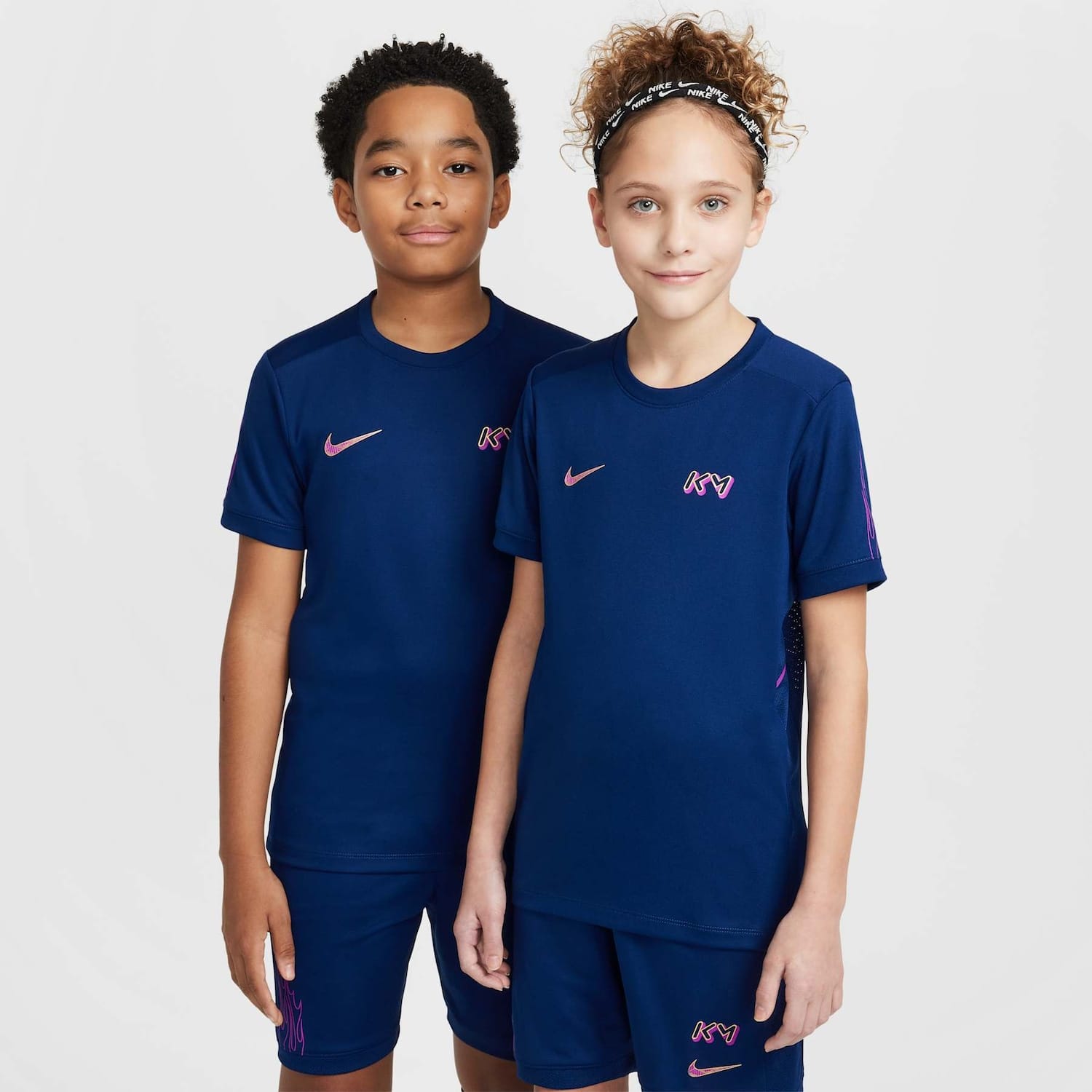 Camiseta Nike Kylian Mbappé Academy Pro Infantil