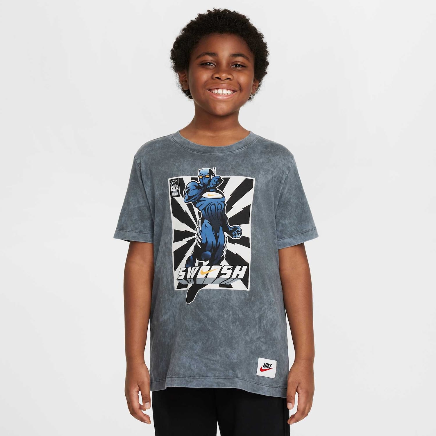 Camiseta Nike Sportswear IYKYK Hero Infantil