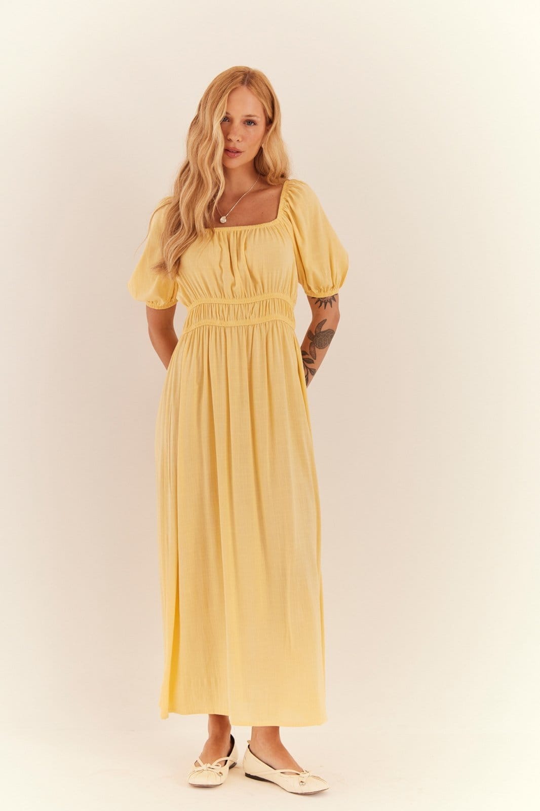 Vista principal Vestido In Love Midi Luana In Love amarelo