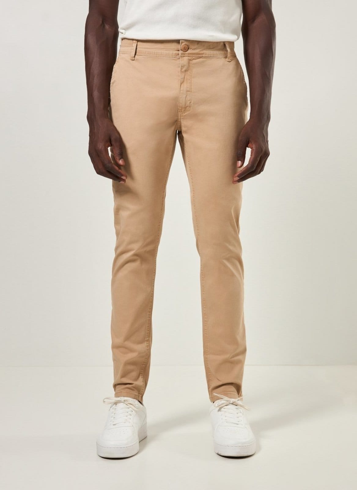Vista 2 Calça Chino Slim Em Sarja Caqui Youcom bege caqui