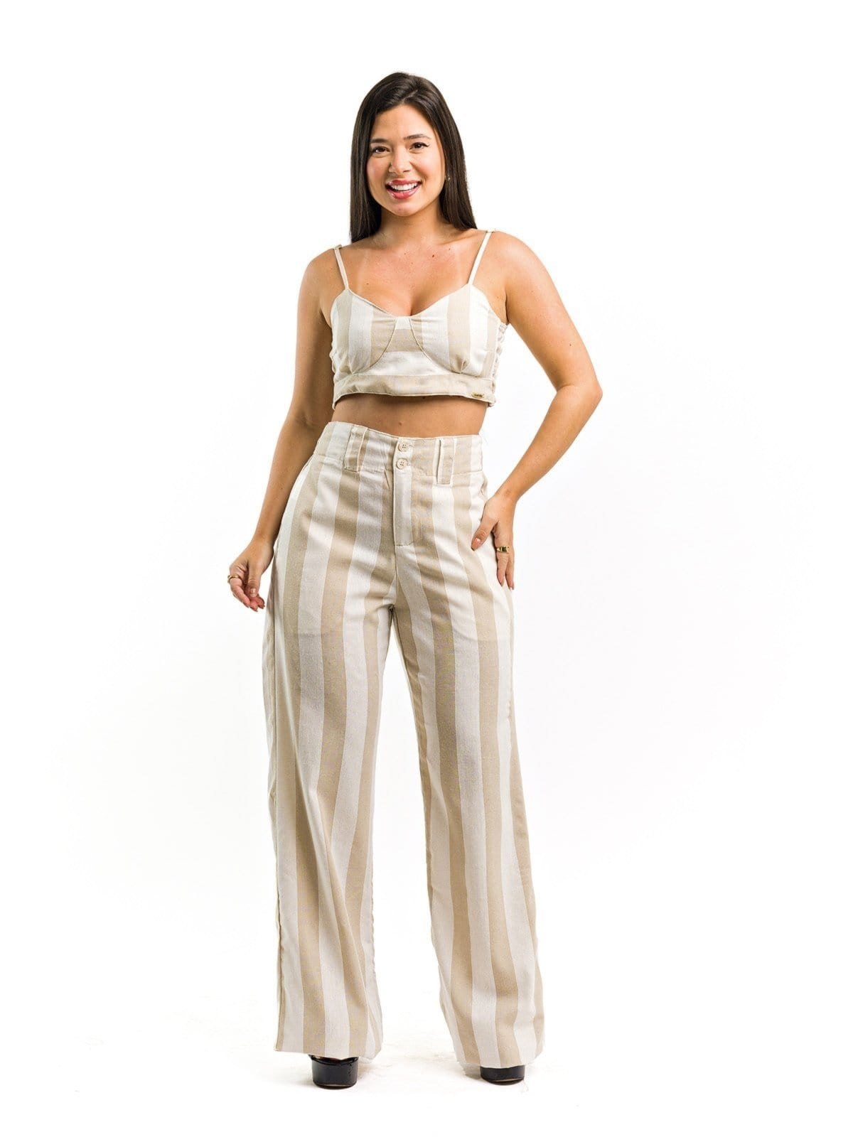 Vista principal Conjunto Restrito Jeans Cropped Calça Pantalona Linho Restrito Jeans bege