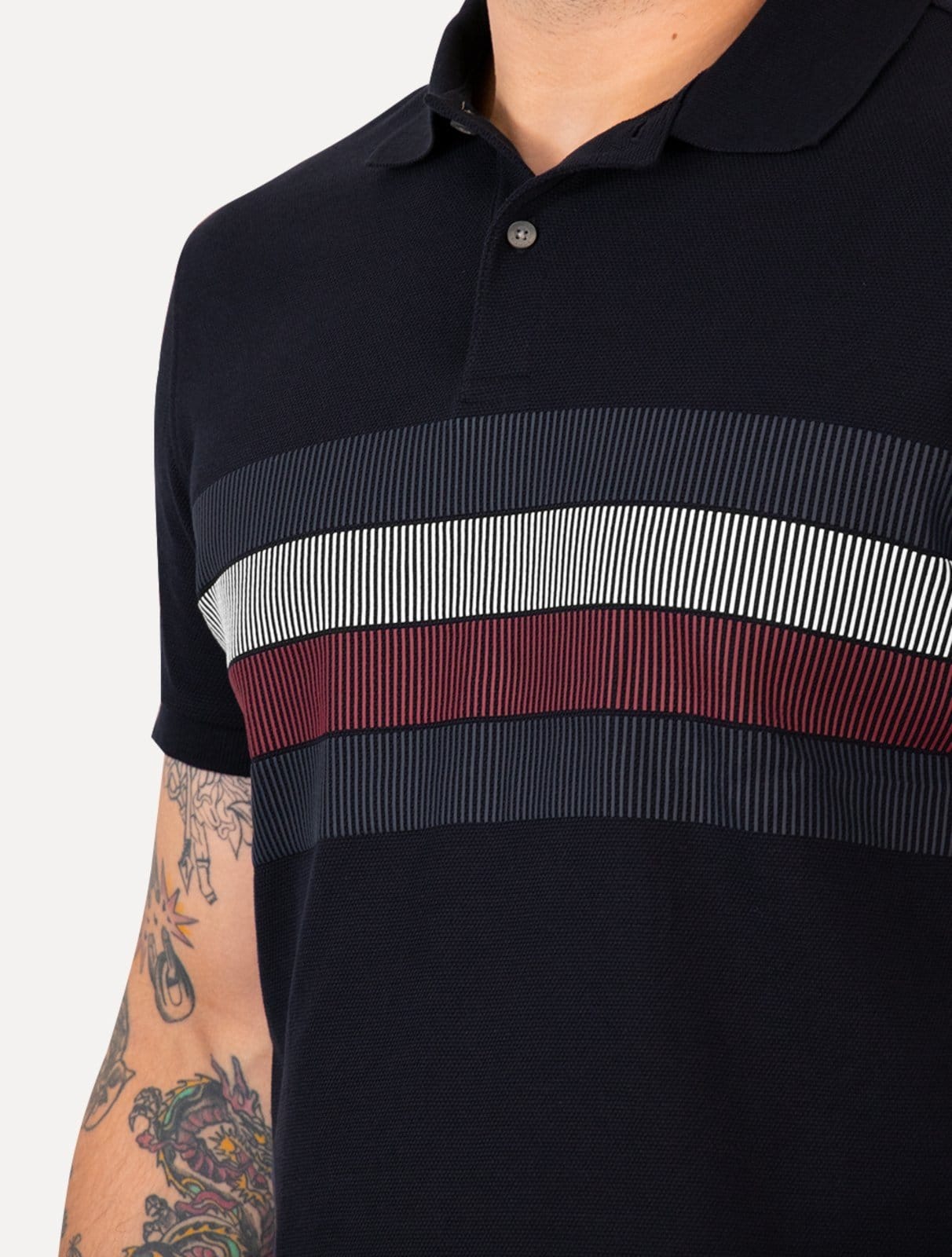 Vista 2 Polo Tommy Hilfiger Masculina Regular Shadow Global Stripe Tommy Hilfiger azul marinho