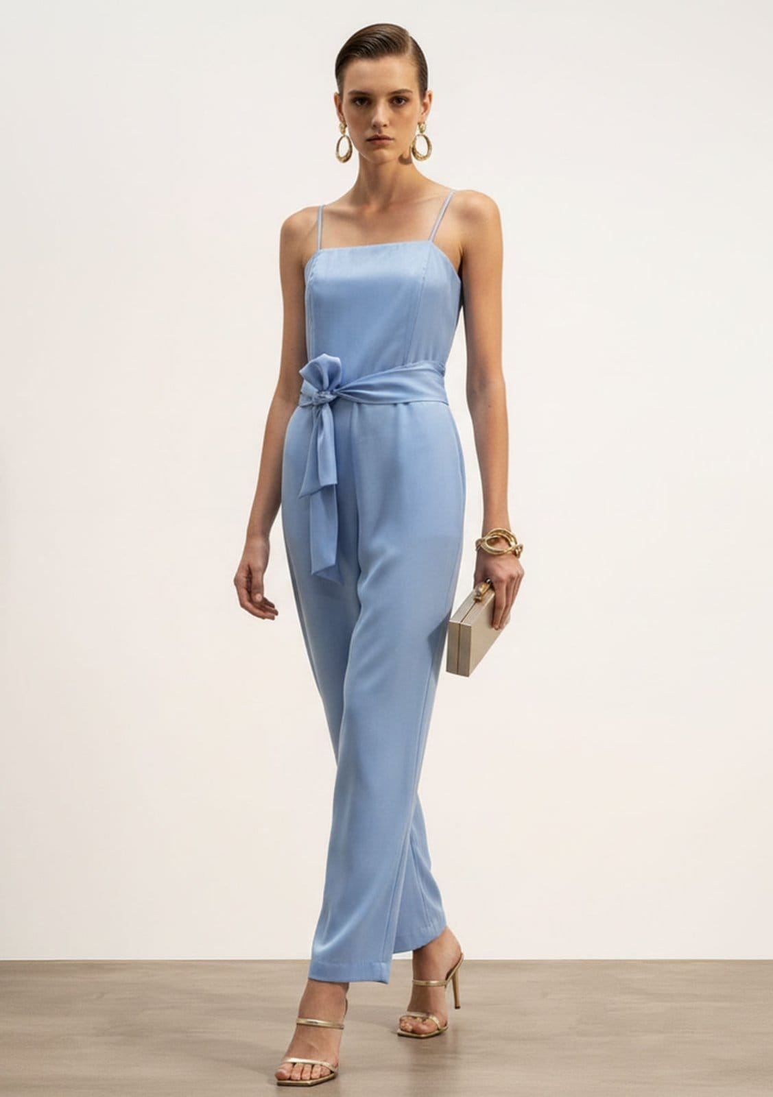 Macacão Iódice Ajustado Decote Reto Sem Manga Longo