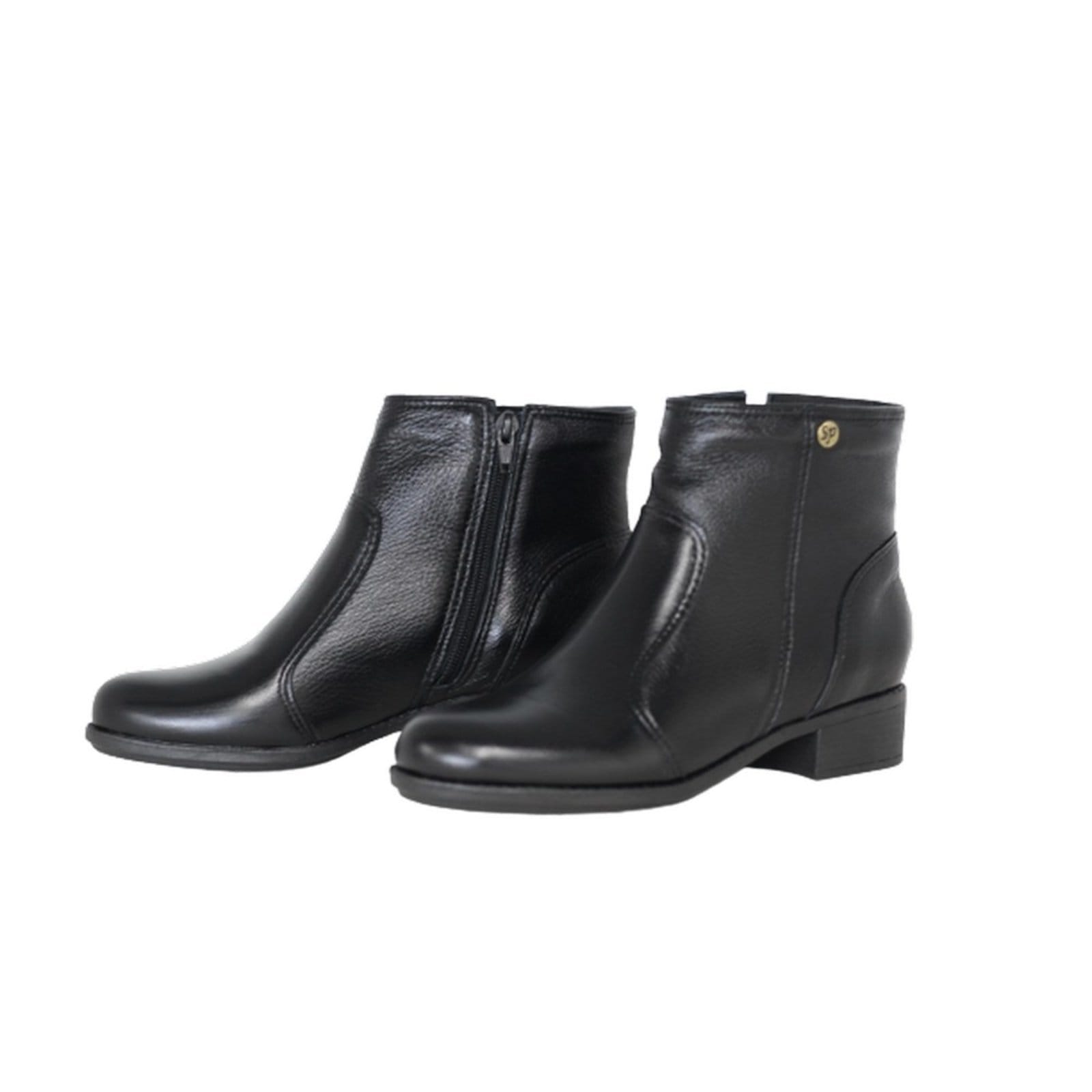 Vista principal Bota Feminina Bico Redondo Cano Curto Couro Salto 1,5 CM Spinelli preto