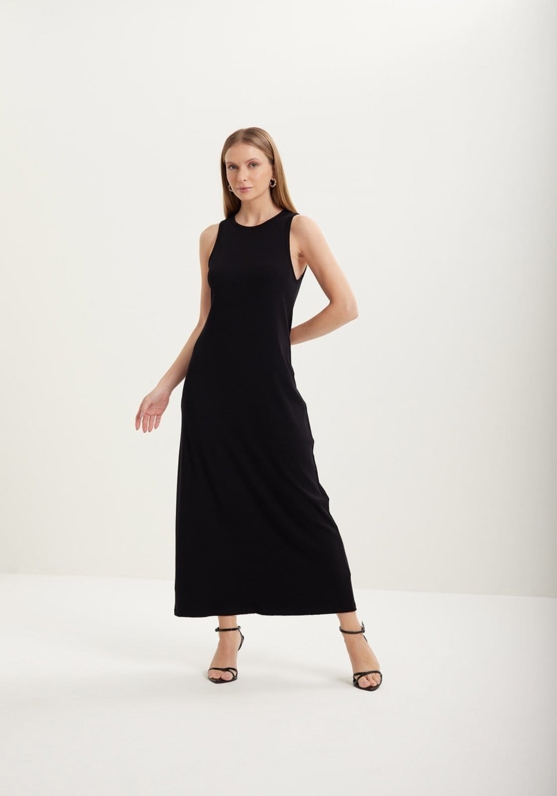 Vestido Chá Sem Mangas Em Malha Canelada