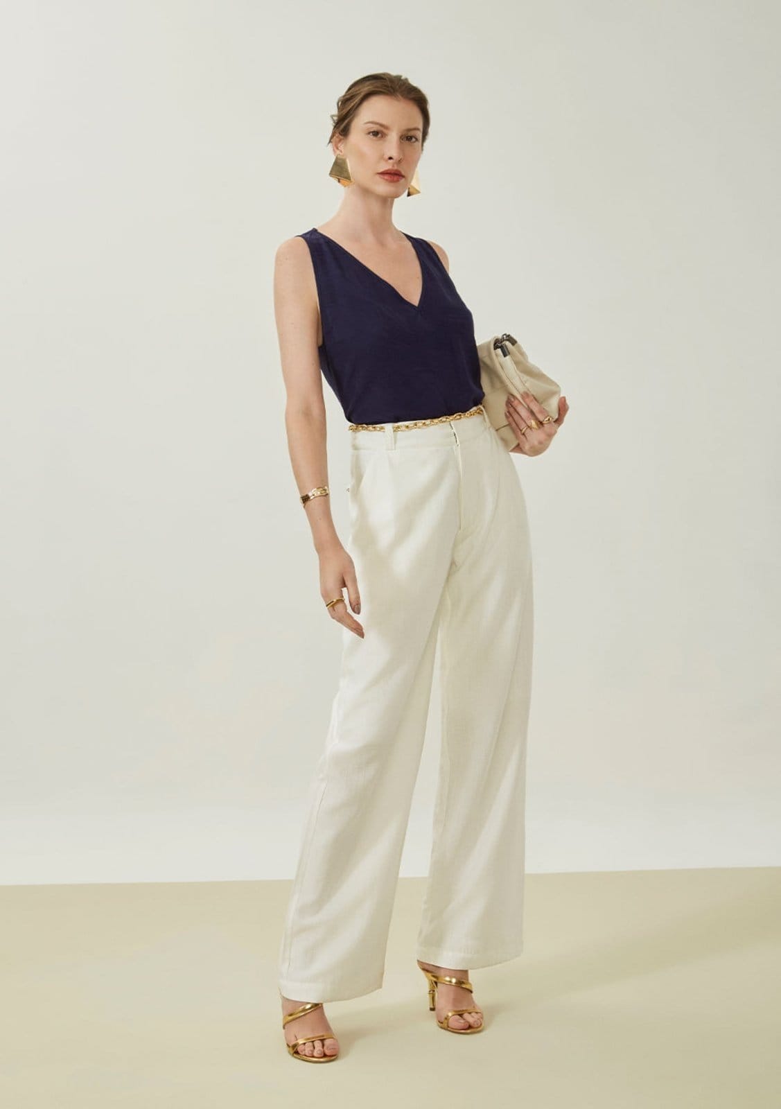 Vista principal Calça Maria Valentina Reta Alta Off-white Maria Valentina off-white white