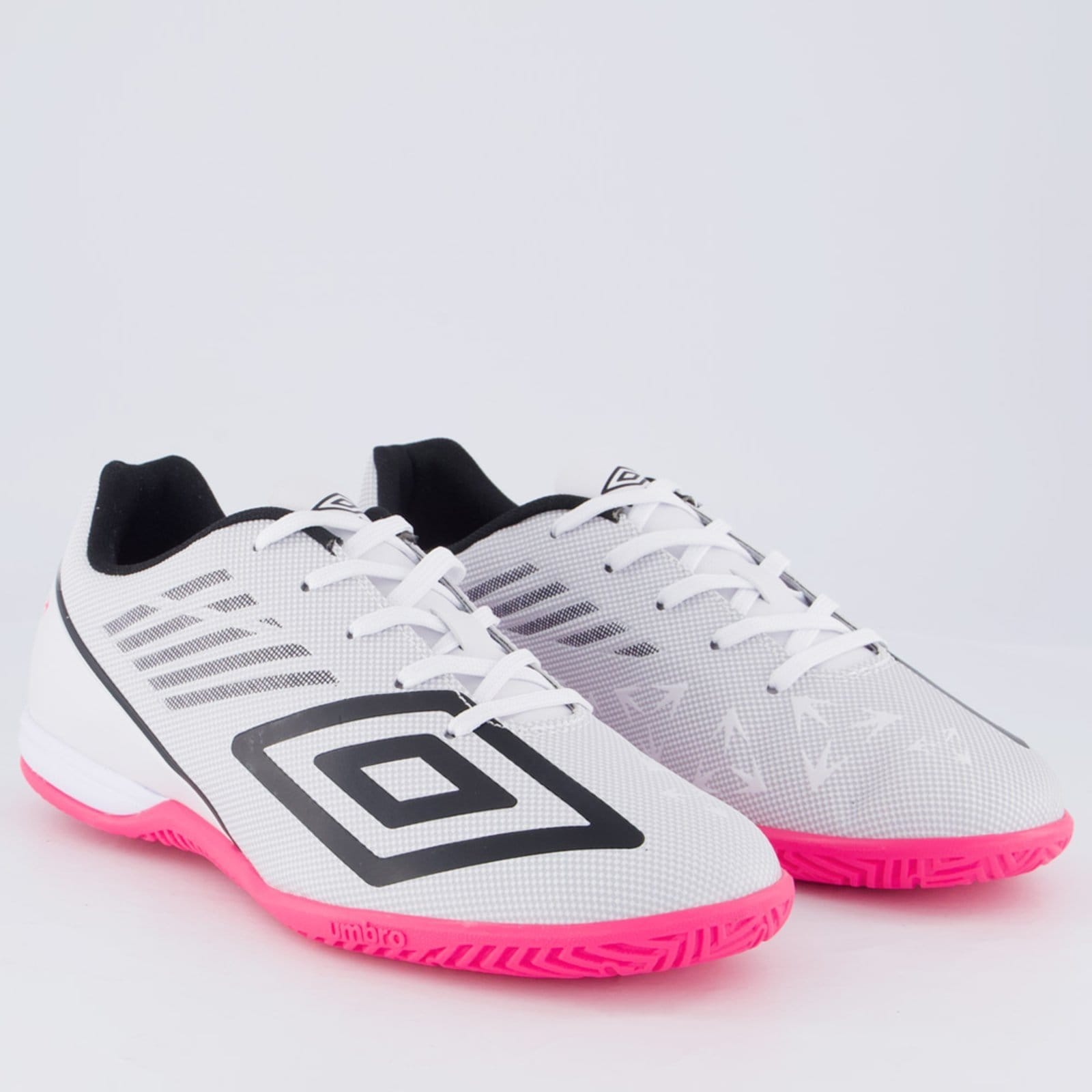 Vista 2 Chuteira Umbro Velocita Décimo Club Futsal Umbro cinza