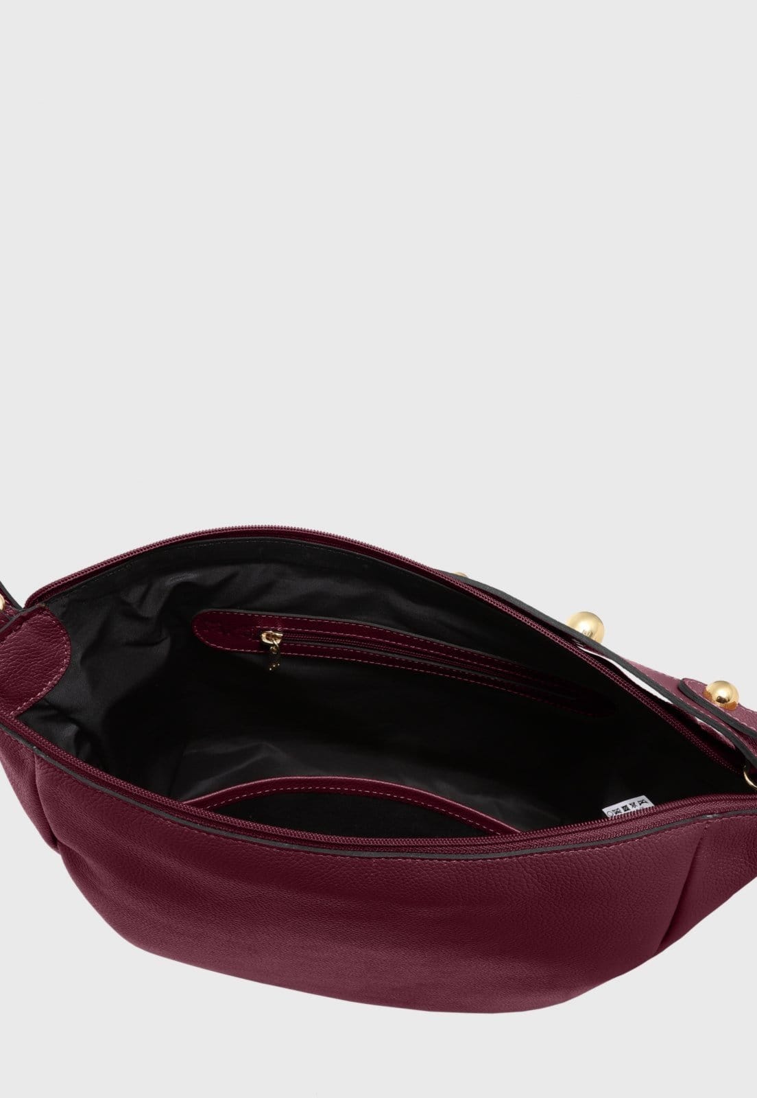 Vista 2 Bolsa Transversal Couro Mariart Jabuticaba Rubi Mariart bordô