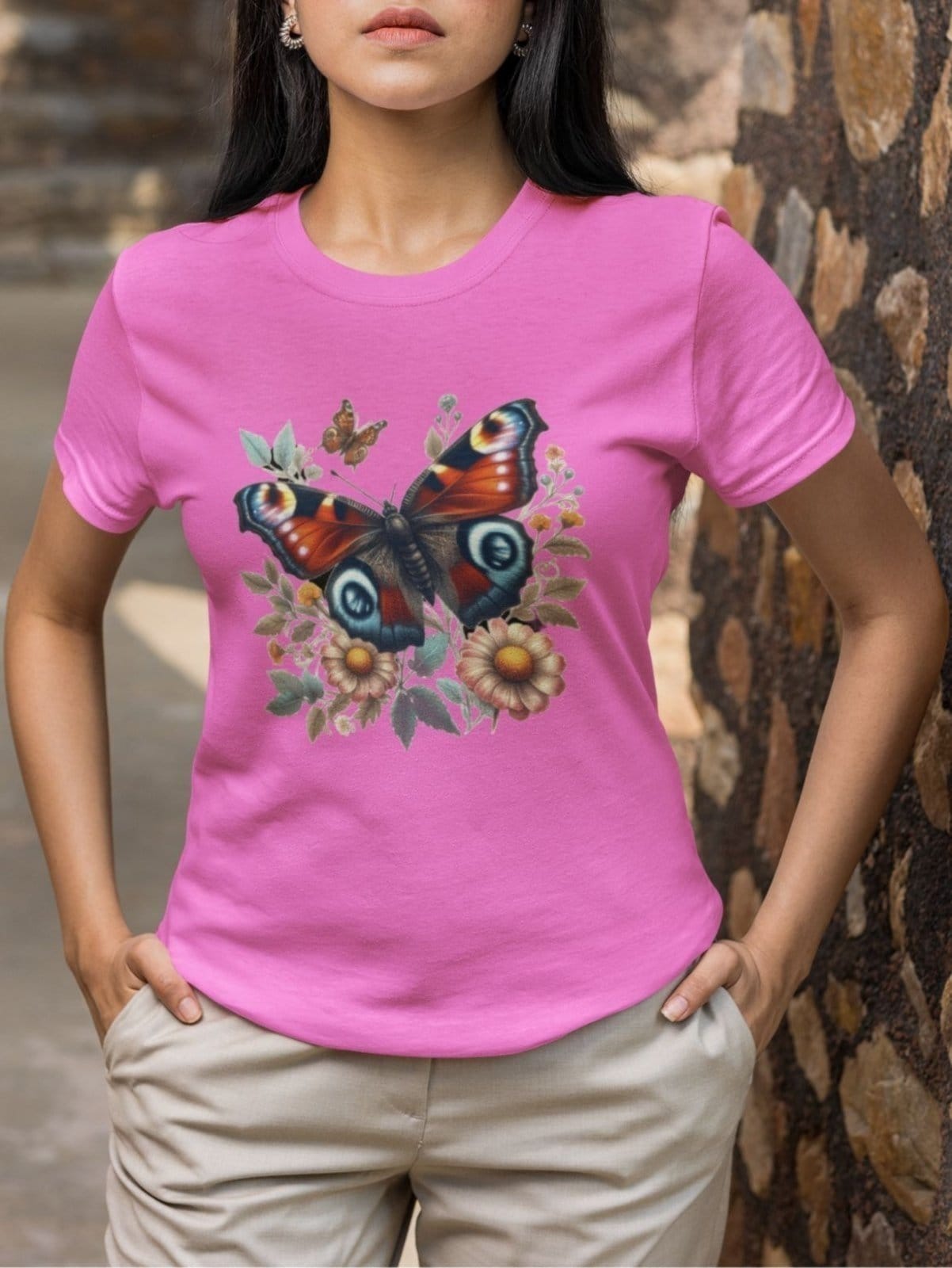 Vista 2 Camiseta Feminina GuGi Estampada Borboleta Florida Butterfly Gugi rosa