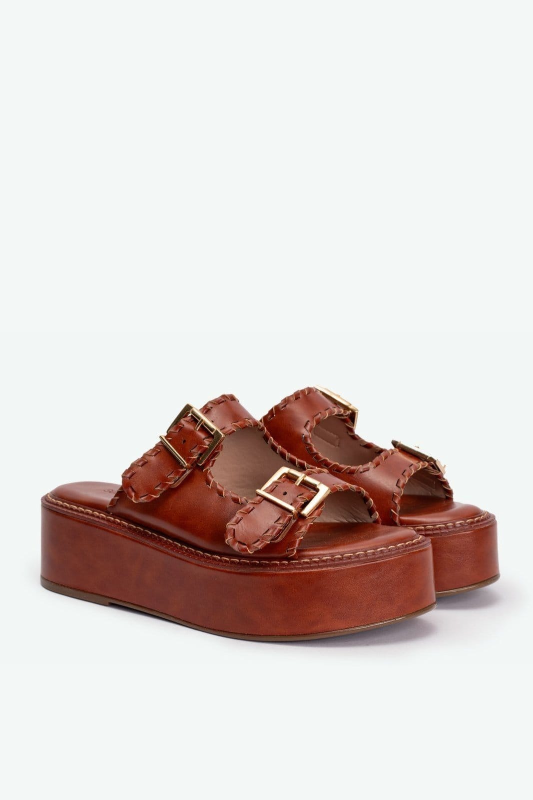 Vista 2 Flatform Luiza Suzana Santos marrom