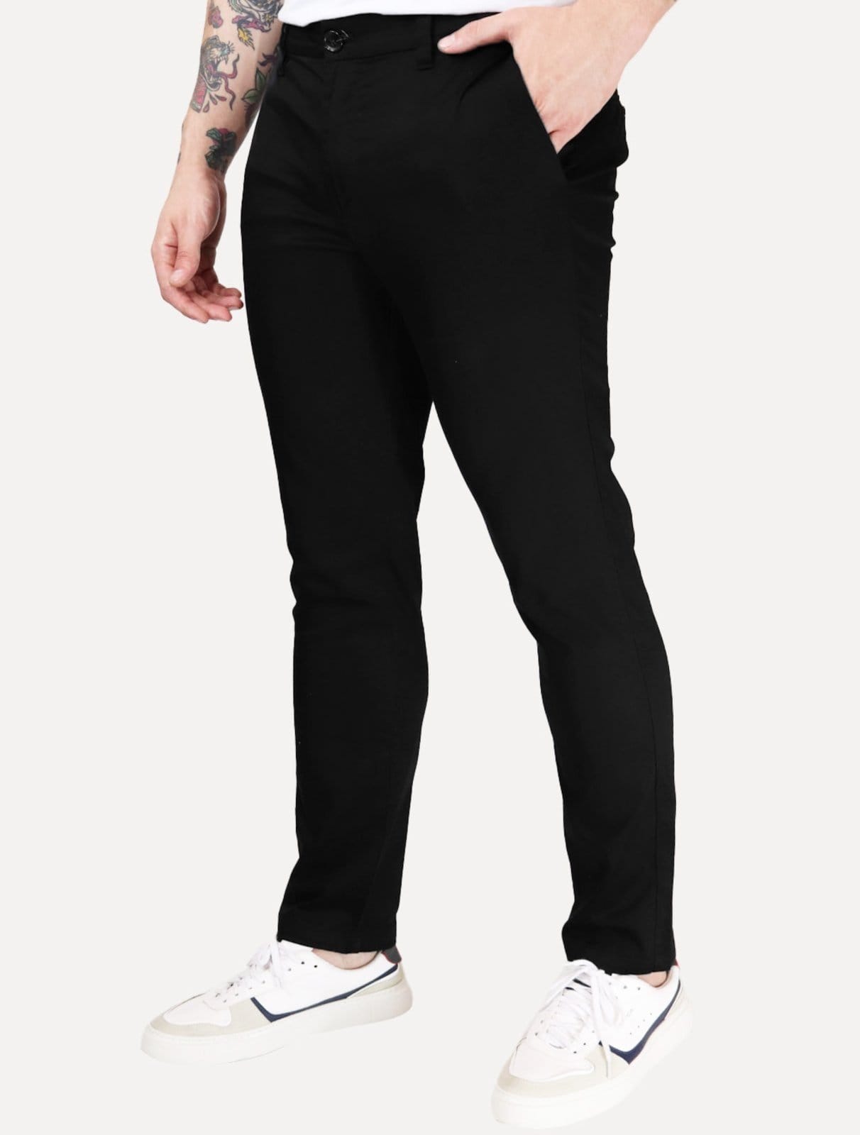 Vista principal Calça Armani Exchange Masculina Social Stretch Chino Preta Armani Exchange preto