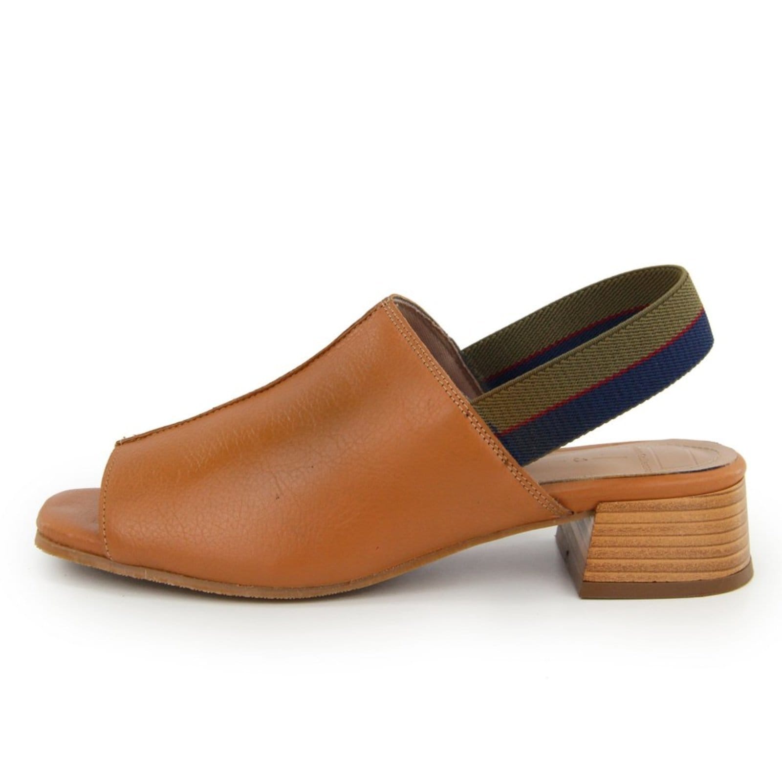 Sandália Feminina Salto Baixo Em Couro Confortável Maria Paula Terra Cota