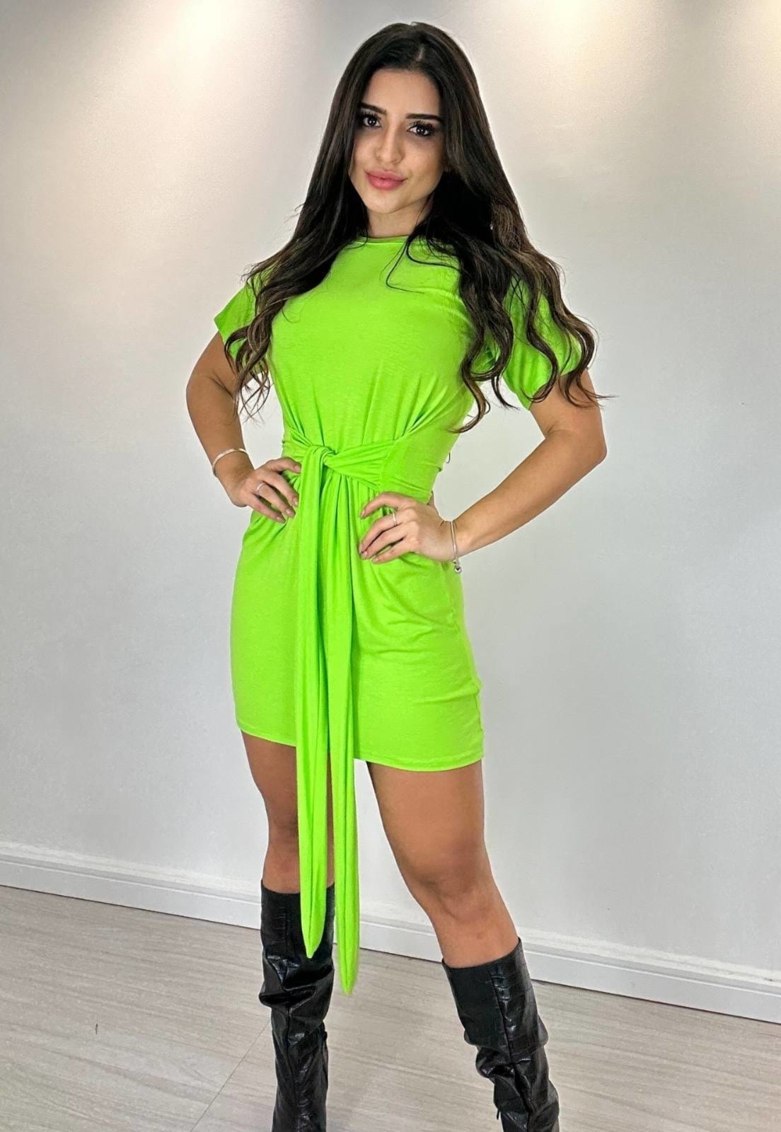 Vista 2 Vestido Curto Manguinha Malha Com Cinto Giany Lima Cia do Vestido verde