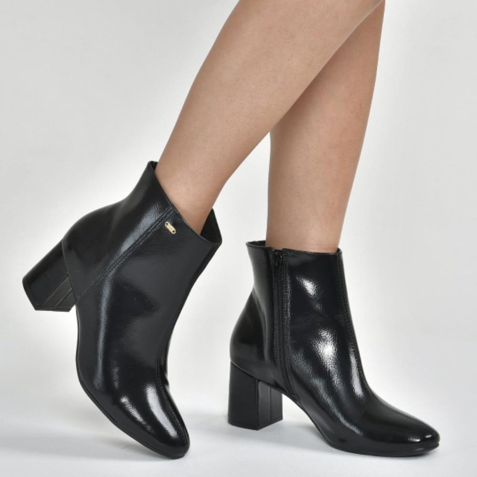 Vista 2 Bota Feminina Salto Bloco Via Marte 238 VIA MARTE preto