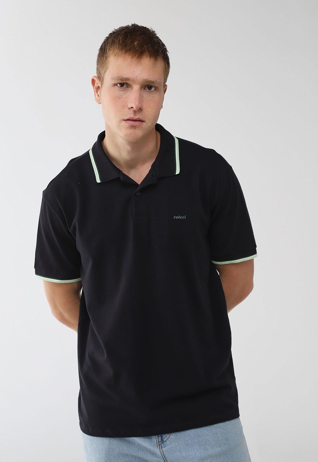 Vista principal Camisa Polo Colcci Detalhe Contrastante Preta Colcci preto