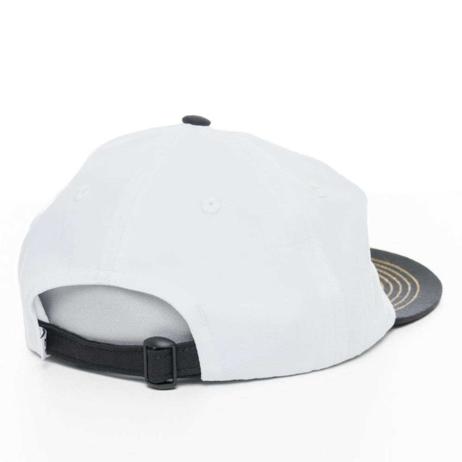 Vista 2 Boné DC Shoes Aba Reta Airstream WT25 BrancoPreto DC Shoes branco