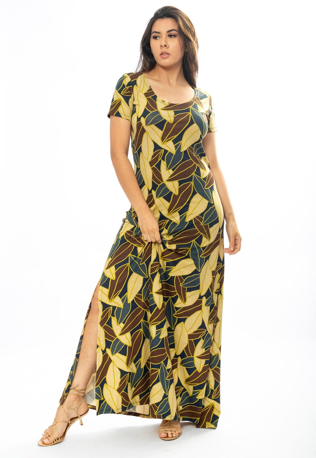 Vista 2 Vestido Longo Cabanafree Malha Gola Canoa Manga Curta Estampa Folhas de Outono Cabanafree estampado/marrom