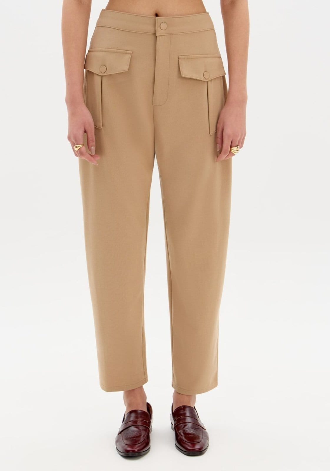 Vista 2 Calça Alfaiataria Carrot Cintura édia My Favorite Things bege