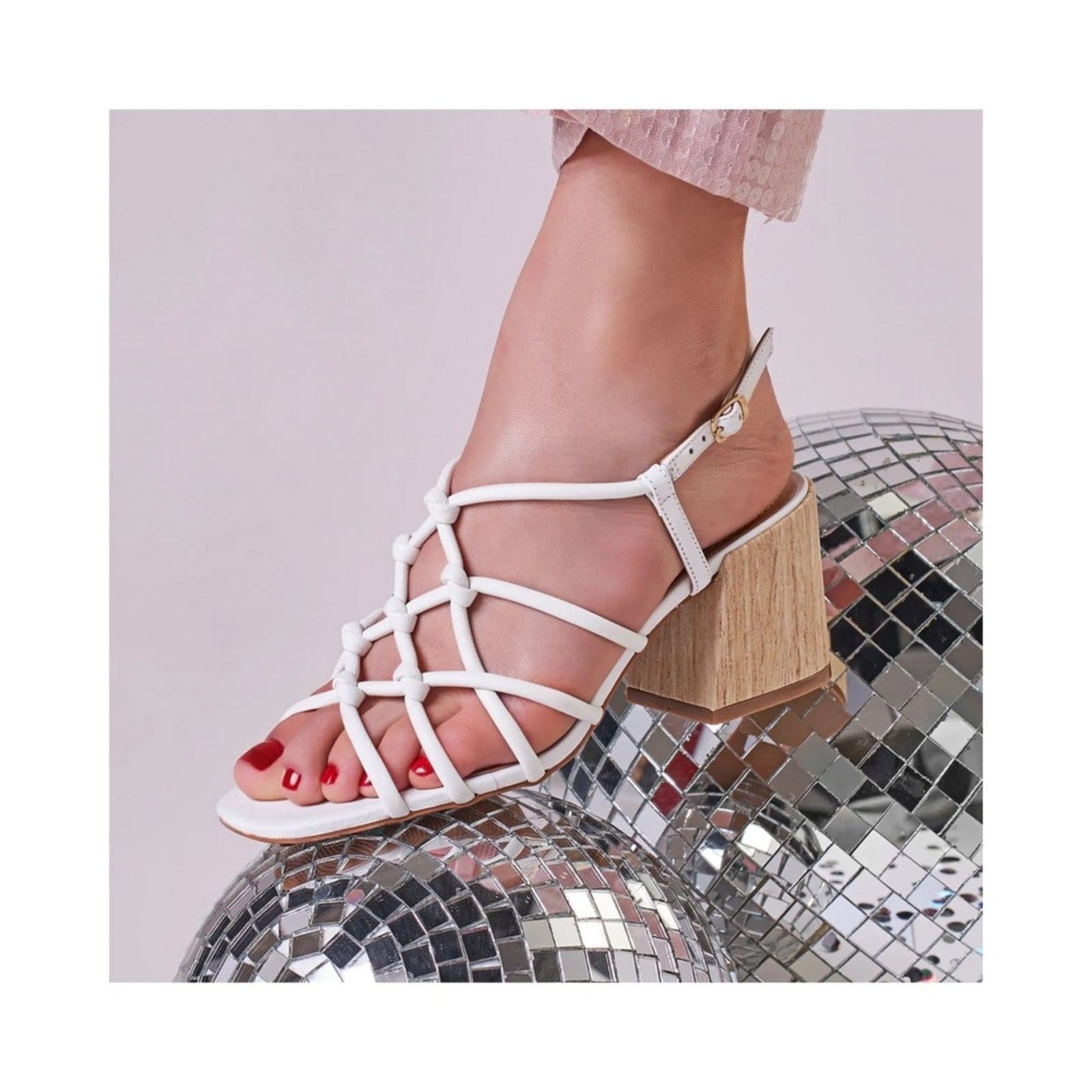 Vista 2 Sandália Tabita 8013877 Tabita branco