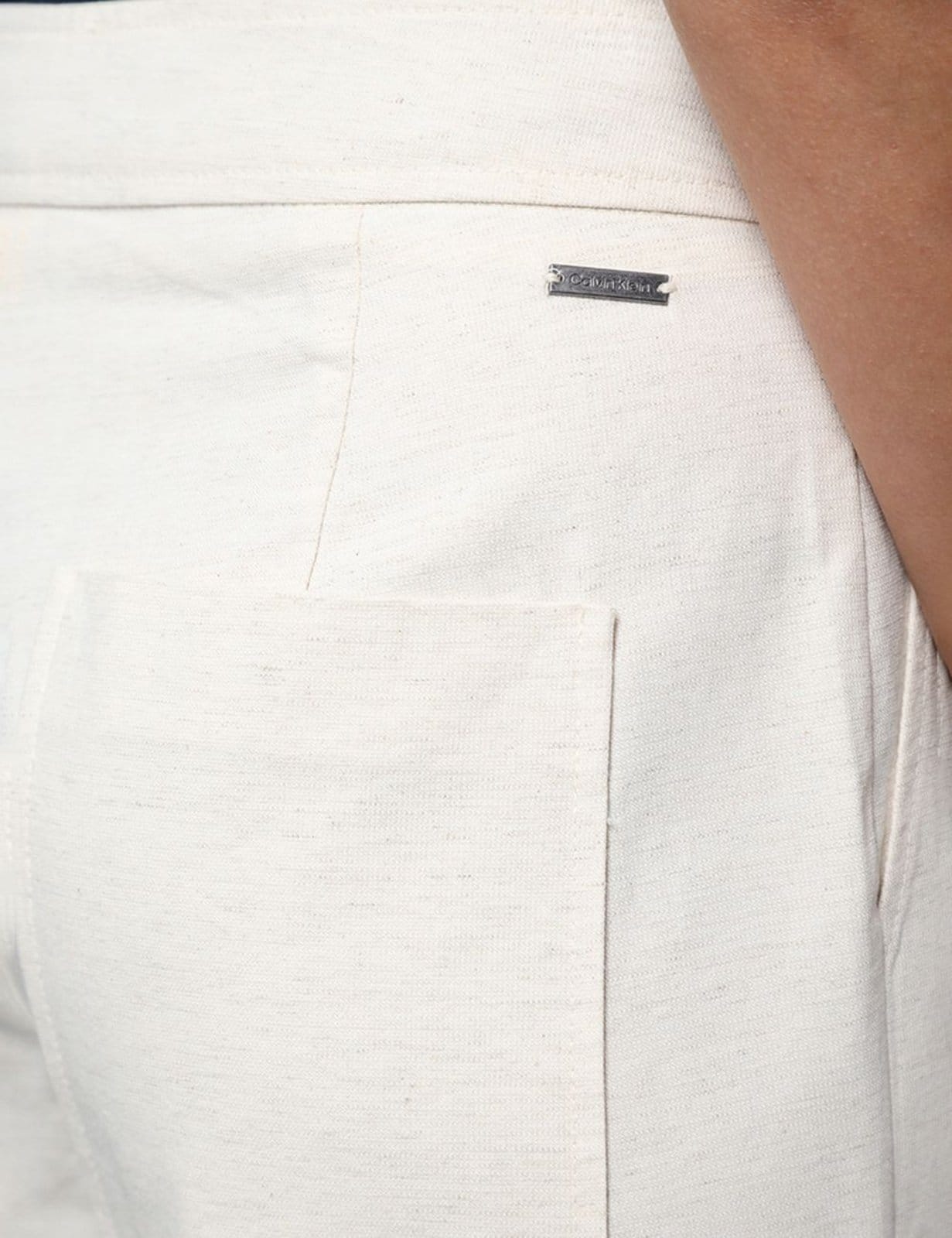 Vista 2 Calça Feminina Linho Texturizado Calvin Klein - Off White Calvin Klein Jeans off-white white