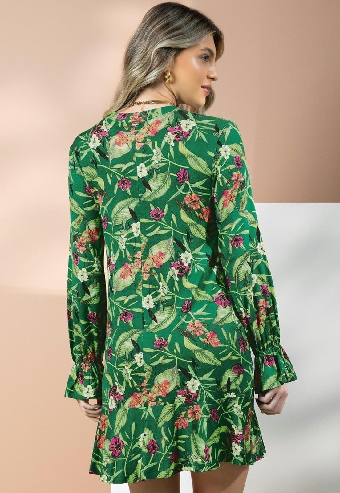 Vista 2 Vestido Soltinho Com Bolsos Quintess verde