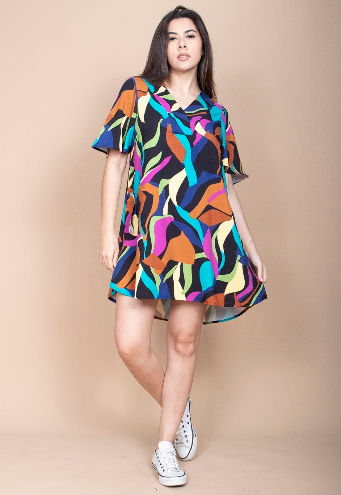 Vista 2 Vestido Curto Cabanafree Pataxô Viscose Mullet Decote V Aurora Urbana Cabanafree amarelo/azul/estampado/preto/rosa/verde