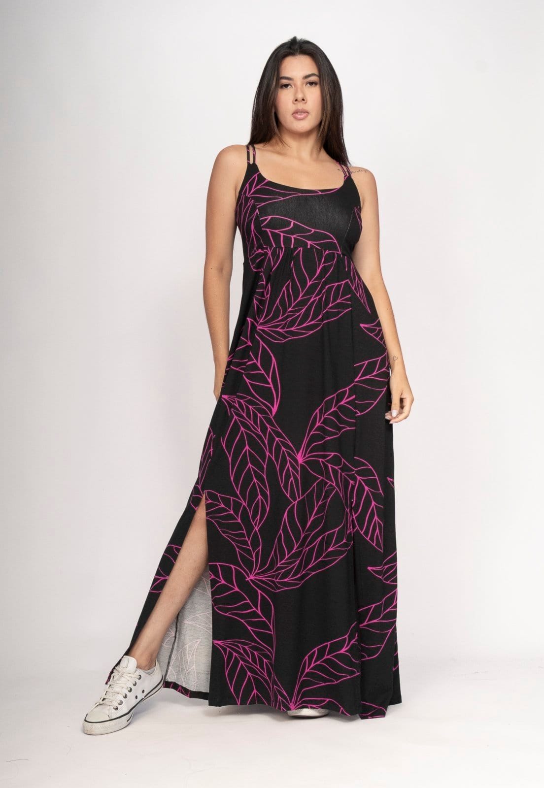 Vista 2 Vestido CabanaFree Longo Jambo Malha Aberturas Aberturas Antúrios Lilás Cabanafree estampado