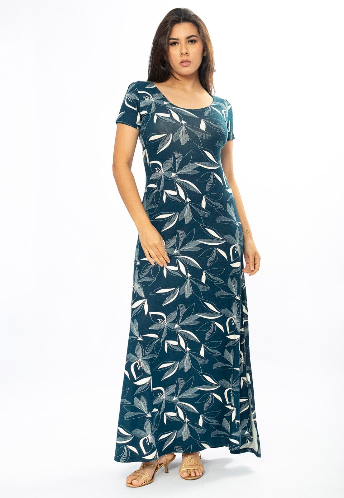 Vista 2 Vestido Longo Cabanafree Malha Gola Canoa Manga Curta Estampa Hibisco Blue Cabanafree estampado/off-white blue