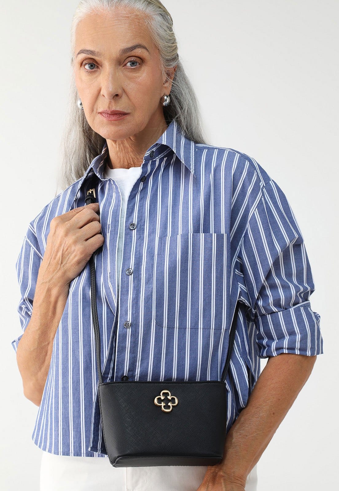 Bolsa Transversal Capodarte Logo Preta