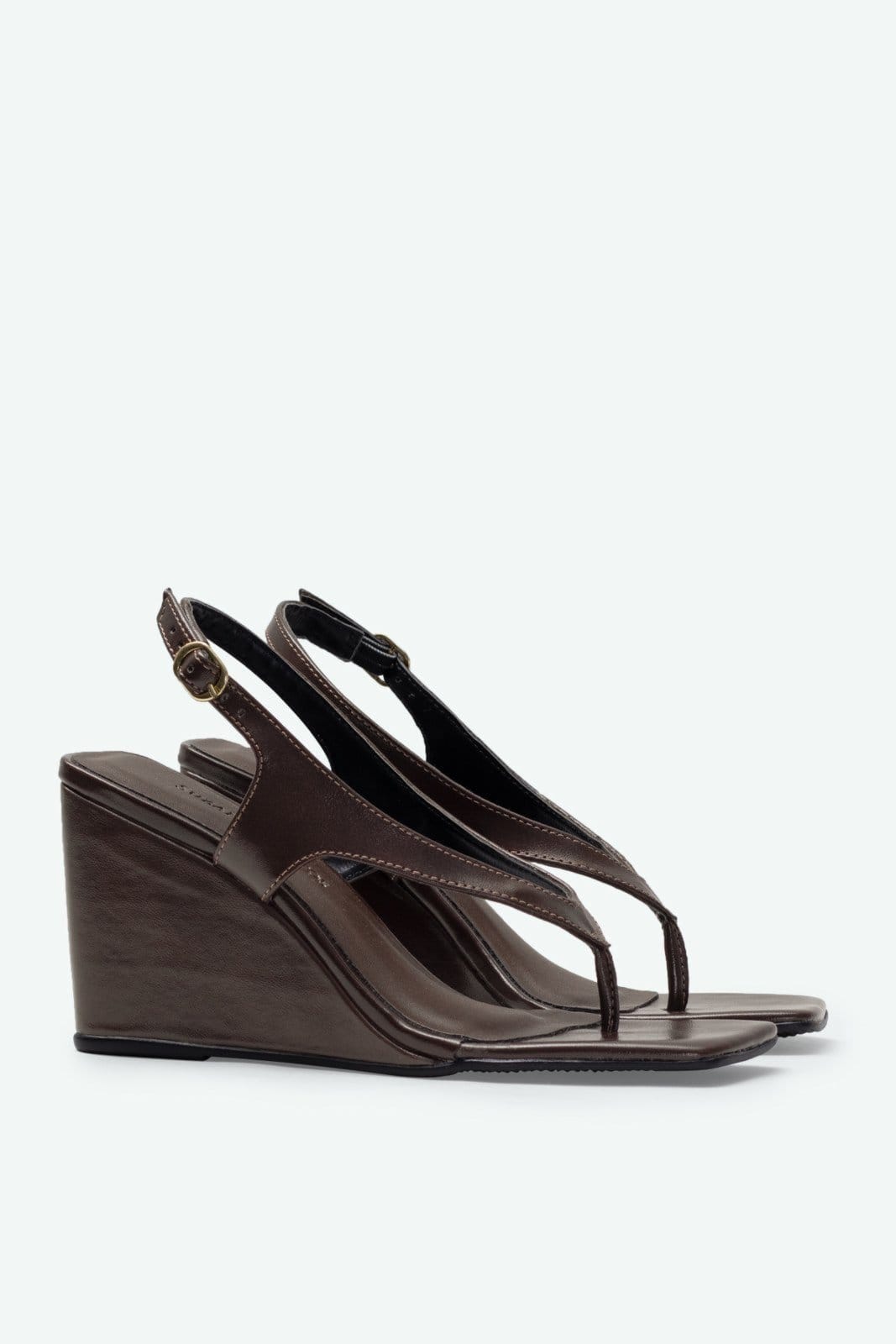 Vista 2 Sandália Lara Suzana Santos marrom